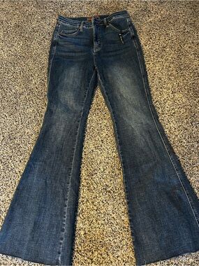 Judy Blue Los Angeles Dark Blue Flare Leg Jeans